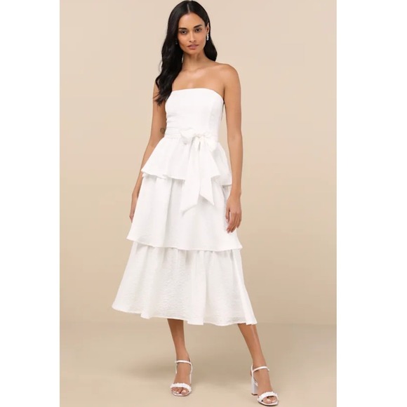 Lulus Dresses & Skirts - Lulus Truly Marvelous White Jacquard Strapless Tiered Midi Dress Size M NWT